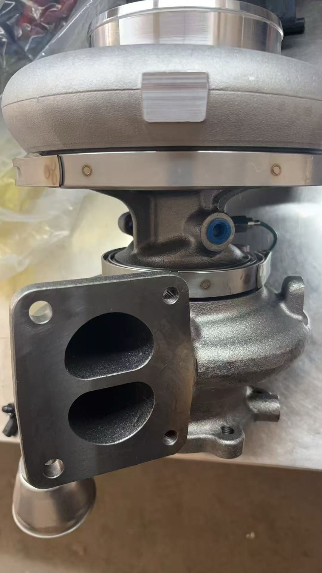 Freightliner Cascadia 2015-2018 B3G Turbo Charger with valve Detroit DD15 14.8L A4720901480 (Billet Compressor Wheel)