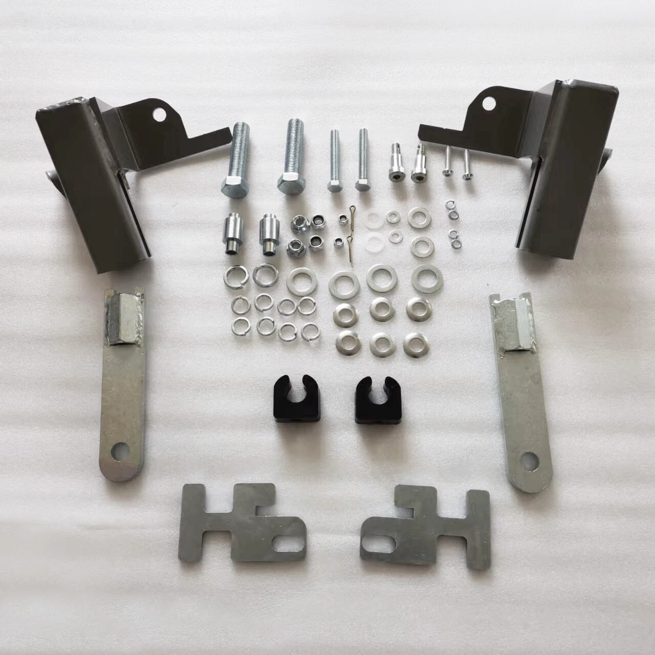 Volvo vnl 2004-2017 Deer guard bumper bracket
