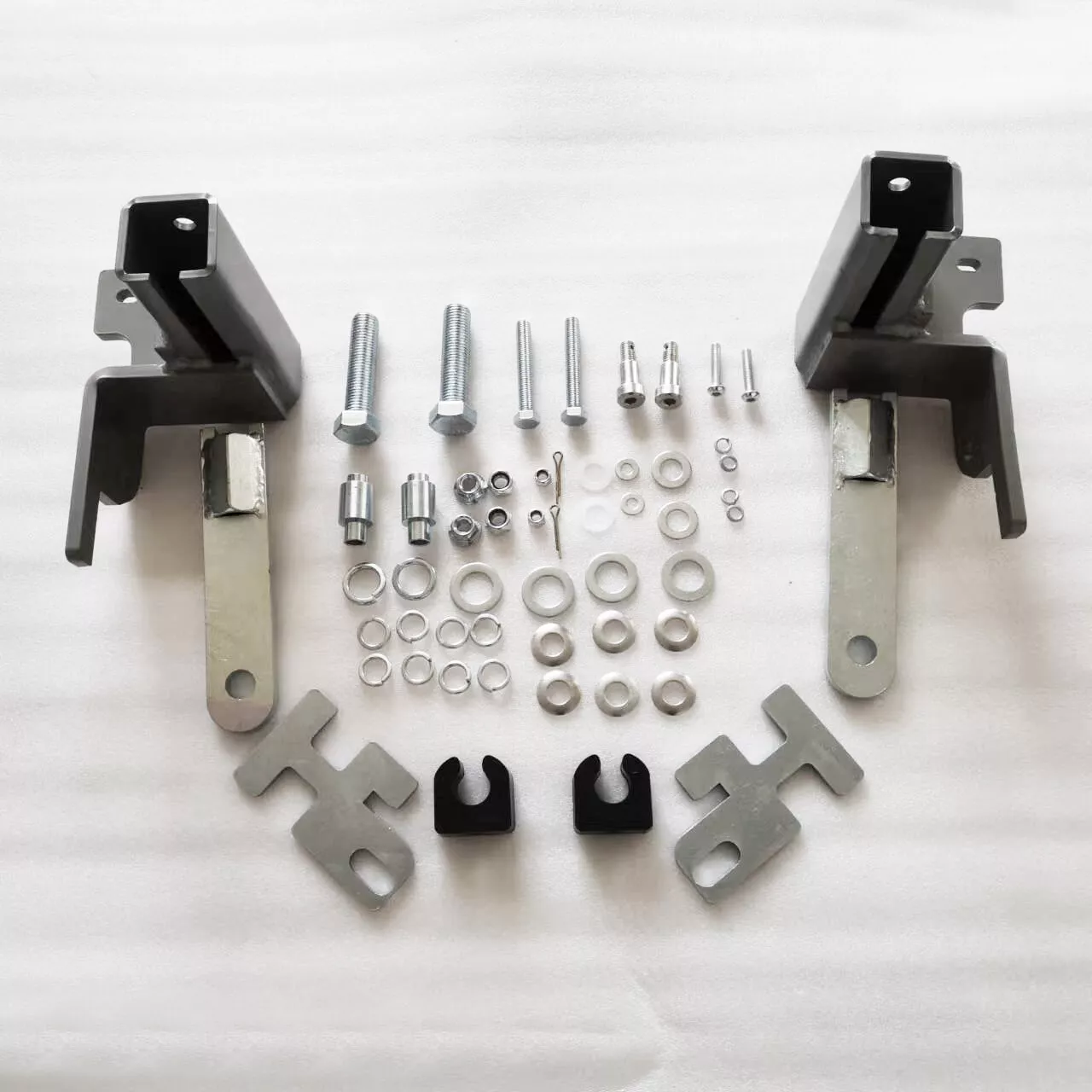Volvo vnl 2004-2017 Deer guard bumper bracket