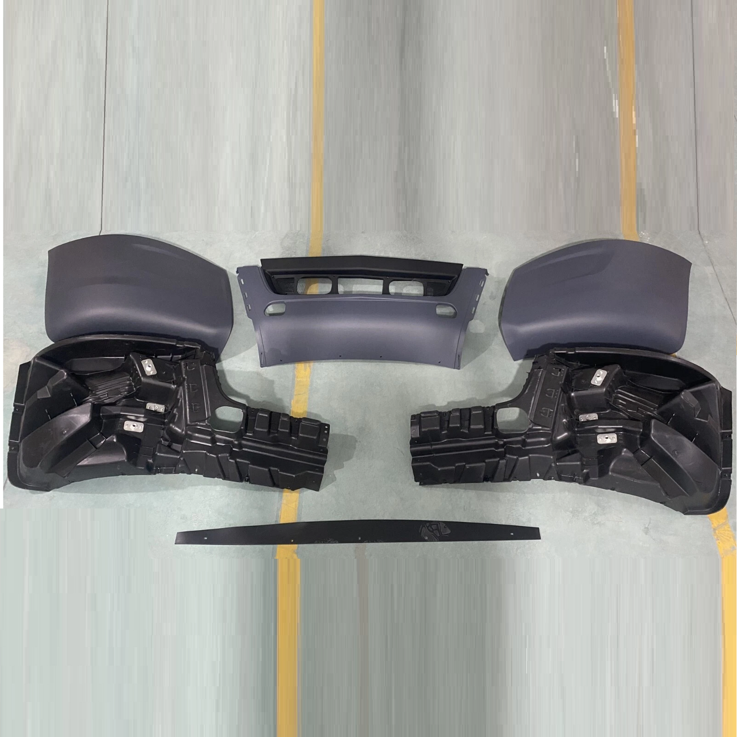 Bumper Assembly with Black Painted Center Trim For International LT625 2018+